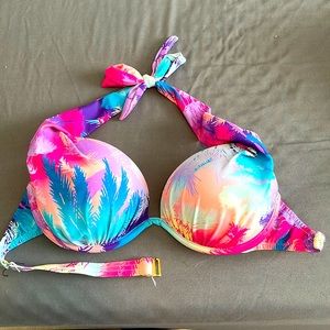 VENUS SWIM TOP
